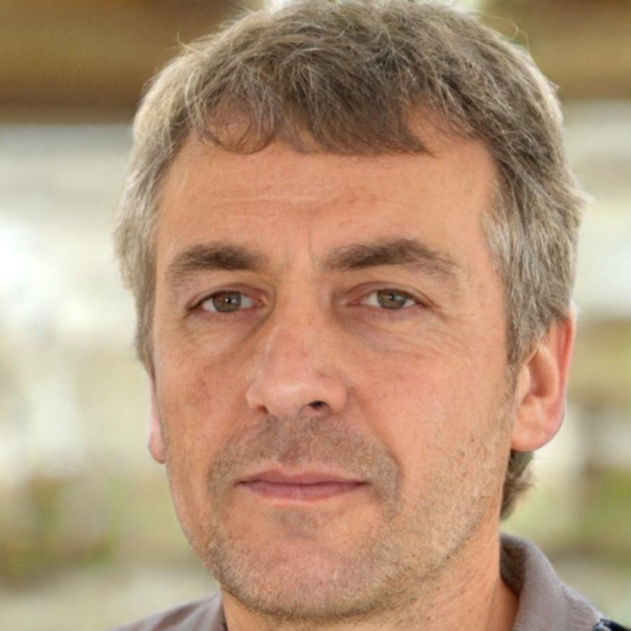 Retrato del instructor Baltasar Menéndez